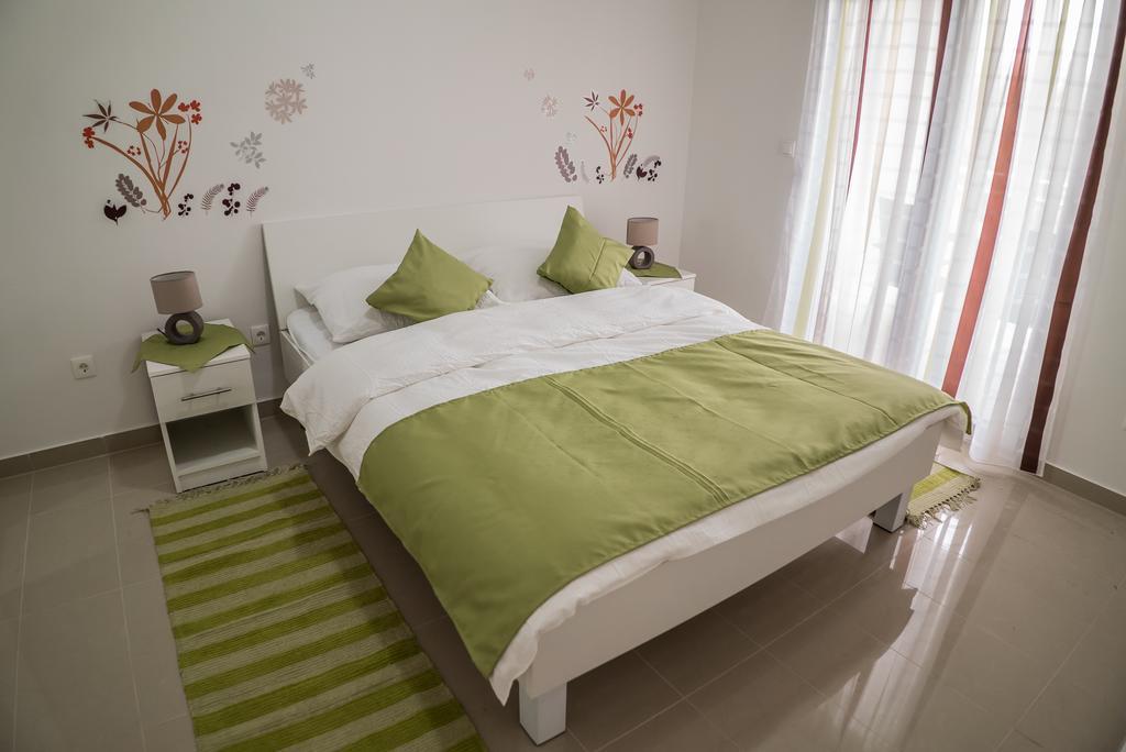 Apartments Malina Вир Екстериор снимка